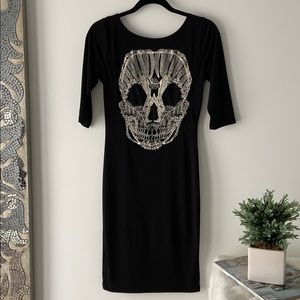 Three-quarter sleeve black dress